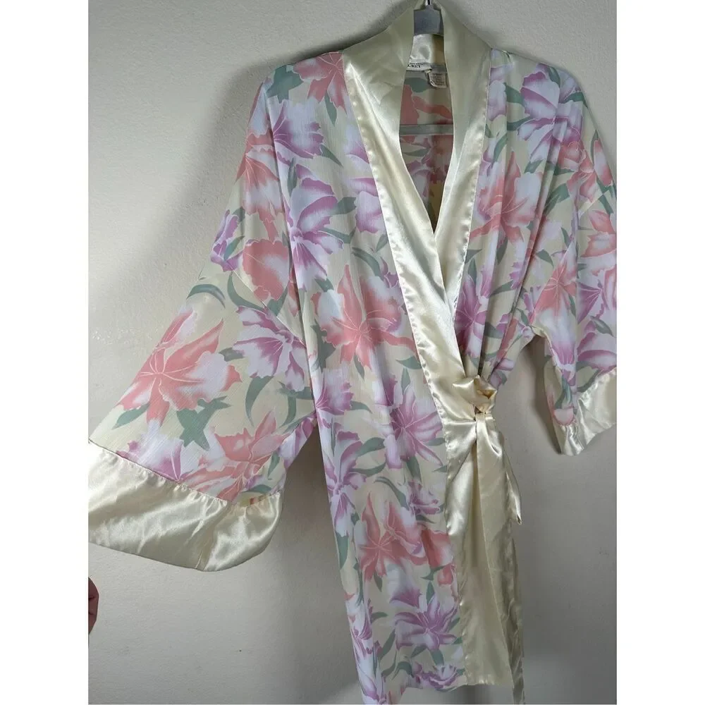 VTG Victoria's Secret Gold Label Floral Robe - one size